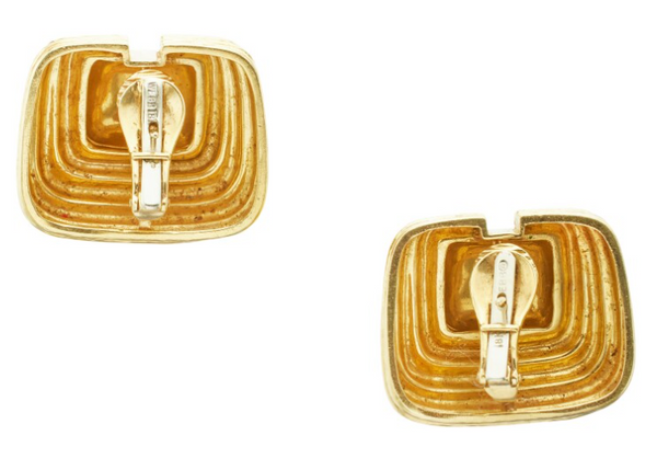 David Webb Pair of 18 Karat Yellow Gold Earclips