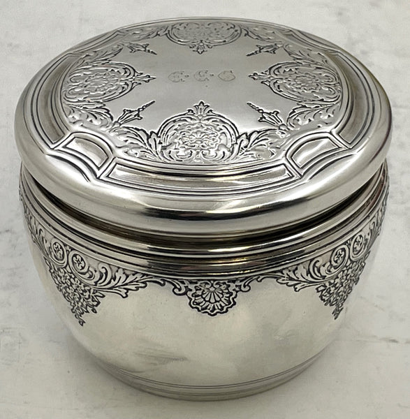 Tiffany & Co. Sterling Silver 1923 Vanity Powder Box in Art Deco Style