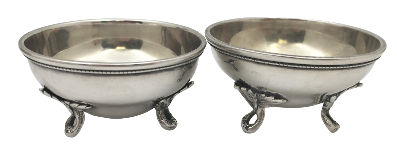 Tiffany & Co. Pair of 1850s Sterling Silver Open Salts on Clover Legs